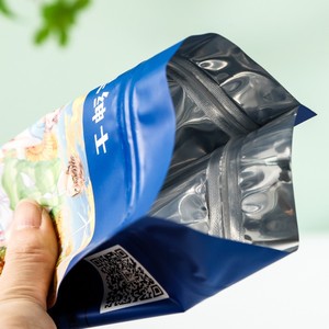 Bolsa autosellable de fábrica para envasado de alimentos para mascotas al por mayor, bolsa de plástico y aluminio de ocho lados sellada para alimentos liofilizados - Product Image 2