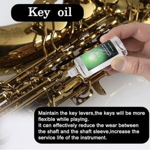 Kit de Limpieza y Cuidado para Saxofón WBG: Aceite, Grasa, Hisopo, Paño de Limpieza, Reposapalmas, Boquilla, Cepillo y Aceite para Saxofón - Product Image 3