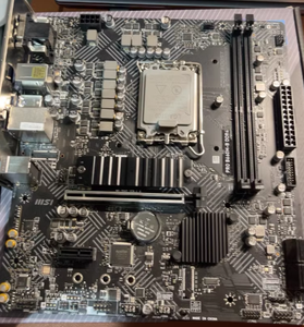 เมนบอร์ดเกมมิ่งมือสอง B660M-B - ชิปเซ็ต Intel B660 LGA 1700 Micro-ATX PCIe 5.0 DDR4 รองรับซีพียู Intel Core เจนเนอเรชั่น 12 สำหรับเดสก์ท็อป Ms I B660M-B - Product Image 6