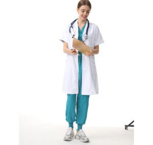 Blouse de laboratoire pour femmes à manches courtes en polyester/coton de la marque Rosen, personnalisable avec logo, pour la détection des aiguilles, idéale pour les hôpitaux et les cliniques. - Product Image 6