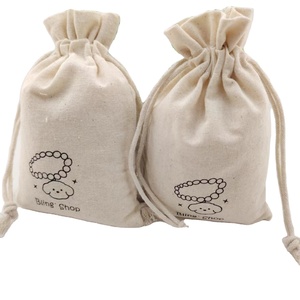 Pochette à bijoux en toile de coton douce et écologique de luxe avec logo pour l'emballage de bijoux, vêtements et chaussettes - Product Image 1