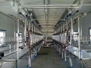 Sistema di Dosaggio Automatico per Sala di Mungitura Bovina con Pompa Multifunzione ad Alta Efficienza Montata Centralmente - Product Image 4