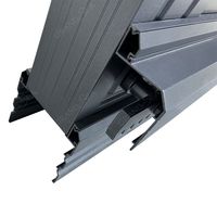 Villa-ingang sierlijke schuifpoorten hoofdingang smeedijzeren poort gegoten aluminium designs poort- en hekwerk systeem