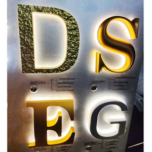Enseigne lumineuse LED extérieure personnalisée EZD en acrylique étanche avec lettres en relief pour devanture de magasin - Product Image 3