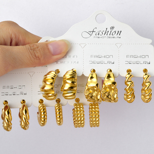 Vente flash Boucles d'oreilles pendantes plaquées or 18 carats, or massif lisse en acier inoxydable, unisexe, tendance, anniversaire - Product Image 6