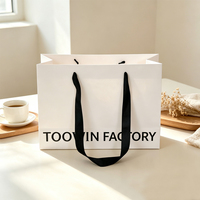 Nouveau produit, marque privée, emballage noir mat pour magasin de luxe, sacs à provisions en papier d'art