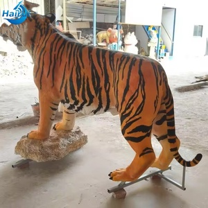 Escultura Realista de Tigre de Pie - Arte de Fibra de Vidrio Personalizado para Zoológicos y Parques Temáticos - Product Image 5