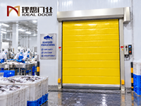Porte à enroulement thermique automatique à grande vitesse isolée pour entrepôt frigorifique avec un design moderne pour les chambres froides