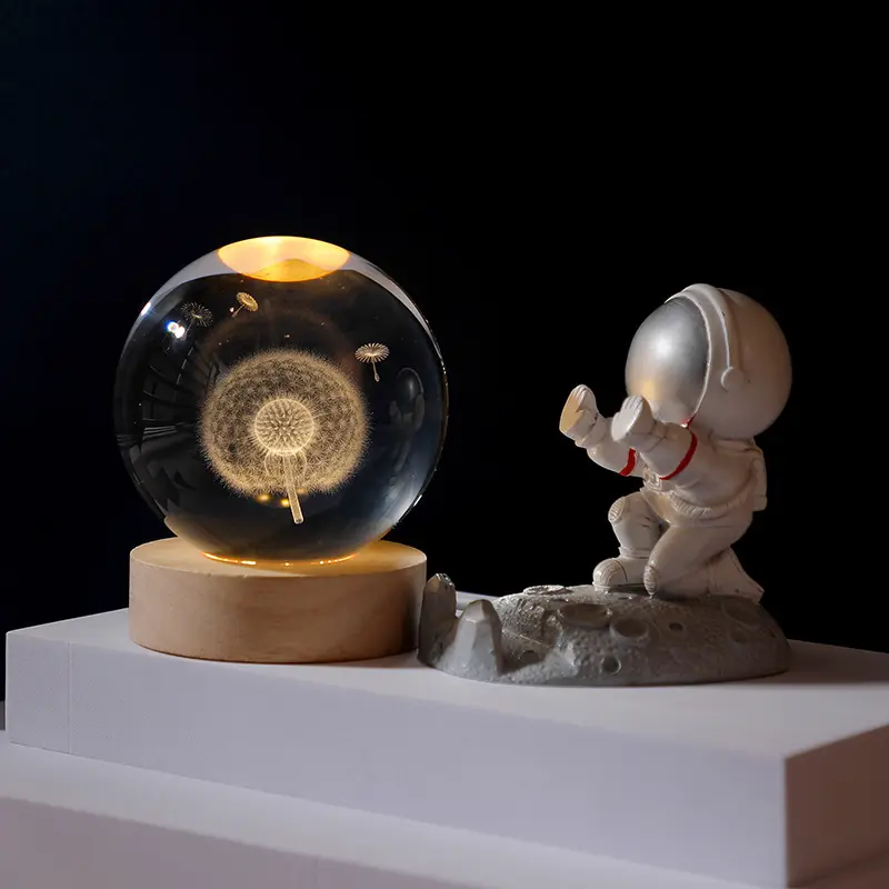 3D Astronaut Planet Crystal Ball Night Light Wood Base Solar System Ball USB Power Night Lamp Bedroom Decoration Kid Gift