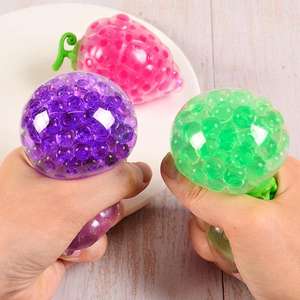 CHENXI - Bolas Antiestrés de Gel de Agua, Lindas Fresas de TPR, Juguetes Sensoriales para Niños - Product Image 3