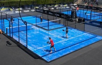Terrain de padel à toit rétractable 20x10m, auvent motorisé électrique, protection contre la pluie et le soleil, verre panoramique