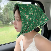 Op maat bedrukte katoenen vierkante doek draagbare decoratieve hoofdsjaal stof bandana buiten bijpassende portretfotografie cadeaudoos ornament