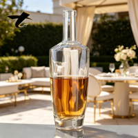 Bouteille en verre vide de haute qualité 750 ml pour rhum, brandy, vodka - Bouchon en liège estampé à chaud et gravé or avec capuchon pulvérisateur
