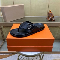 Nouvelles sandales de luxe pour hommes et femmes, tongs plates décontractées pour l'extérieur, mode, antidérapantes, pour la plage