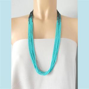Collar de cuentas de semillas hecho a mano, alegría hecha a mano - Product Image 1