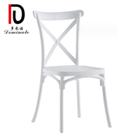Meilleur Prix Banquet Événement Fête Chaise En Plastique Empilable Chêne Croix Dos Blanc Chaises De Mariage Crossback X Chaise