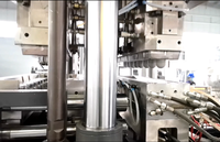 Machine de moulage par injection-soufflage automatique à un seul passage avec PLC Mitsubishi pour ampoules PC/PP, 4 cavités, facile à utiliser