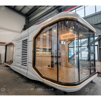 Maisons d'hôtel modernes Maison en conteneur préfabriquée Conception de capsule spatiale Construction rapide avec cadre et matériau en acier