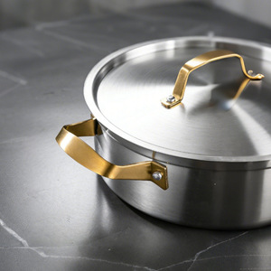 Olla para sopa de acero inoxidable de 6.1L-10L compatible con inducción con tapa para uso doméstico - Product Image 3