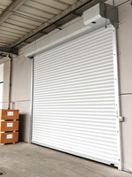 Porte à enroulement minimaliste en aluminium de grande taille, résistante au vent, à haute pression d'air, pour entrepôt de supermarché