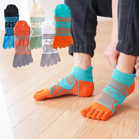 Chaussettes de sport de Compression à séchage rapide pour hommes professionnels cinq orteils cheville randonnée course à pied conception rayée entraînement en mélange de coton tricoté