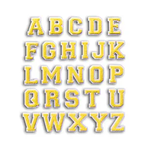 Grosir huruf tambalan chenille kualitas tinggi A-Z tinggi 3.15 inci 8cm, kuning Universitas besi pada tambalan huruf untuk pakaian