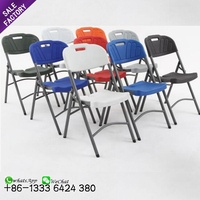 Chaises et table pliantes en plastique blanc moulé avec cadre métallique pour événements, vente en gros à prix réduit