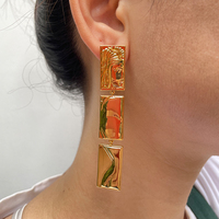 Boucles d'oreilles pendantes en laiton plaqué or 18 carats au design original et unique pour femme, accessoires E221391