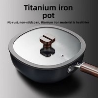 Wok multifonctionnel antiadhésif en fer titane martelé style TikTok, poêle à frire en fer à haute teneur en carbone épaissi avec couvercle en verre