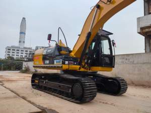 Excavadora Hidráulica Cat 320D Original de Segunda Mano, 20 Toneladas, Excavadora de Orugas Caterpillar con Tren de Rodaje Nuevo - Product Image 3