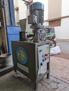 Top Selling V3 Industrial Shredder <b>Machine</b> With Heavy Duty Design High Efficiency Waste Crushing Equipment For <b>Recycling</b> for Sal - Product Image 2
