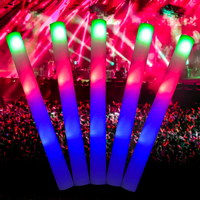 Bâtons en Mousse LED Lumineux Fluo, Doux Bâtons LED Clignotants pour Rave, Concert, Fête, Noël et Pâques