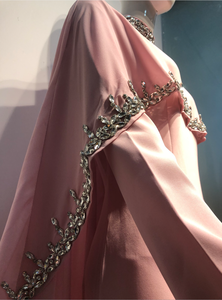 ชุดคาฟตันหรูหราแบบขายส่ง R-380 สำหรับผู้หญิง ชุดคลุมแบบหรูหรา ผ้าเรยอน อาบายะ ประดับคริสตัล สำหรับงานเลี้ยงตอนเย็นในเดือนรอมฎอนและวันอีด - Product Image 5