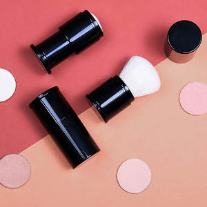 Pinceau Kabuki Rétractable de Haute Qualité, Portable, pour Fond de Teint et Poudre, Vente Directe Usine - Product Image 2