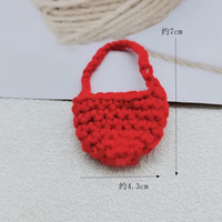 Fil de laine bricolage petite poupée accessoires Mini petit sac breloque sac à dos en peluche petit pendentif laine peluche assorti petites poupées sac jouets