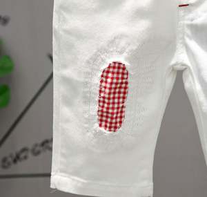 Conjuntos de Ropa de Verano para Niños, Producto de Tailandia, Incluye Camiseta Amarilla y Pantalón Blanco - Product Image 6