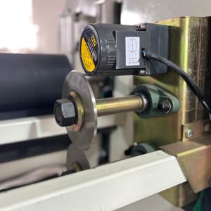 TONGDA TD-24B Kontinuierliche Einnadel-Matratzensteppmaschine Computergesteuert Automatisch für Bettwarenproduktion - Product Image 5