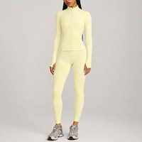 Ensemble de vêtements de yoga personnalisés avec logo, haut à manches longues zippé à séchage rapide, pantalon de course/sport respirant et anti-humidité, short