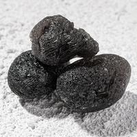 2-5cm météorite tchèque brute pierre brute noire en vrac roche brute spécimen minéral cristal pierres irrégulières pour la décoration de jardin à la maison