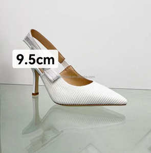 <span class=keywords><strong>Pelle</strong></span> di vitello di alta qualità tacchi in <span class=keywords><strong>pelle</strong></span> di lusso ricamato nero di Design <span class=keywords><strong>sandali</strong></span> con cinturino Slingback donna ragazze pump <span class=keywords><strong>sandali</strong></span> - Product Image 2