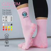 Chaussettes de Pilates personnalisées avec logo brodé sur mesure, chaussettes de Pilates antidérapantes pour femmes, chaussettes de yoga antidérapantes