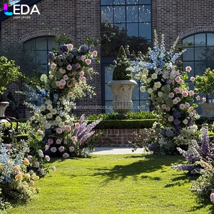 Arco Floral Estilo Jardín de Monet para Decoración de Bodas al Aire Libre LEDA con Violetas Coloridas - Product Image 3