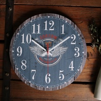 Jam Dinding Motif Kayu Sederhana Jarum Perak Gerakan Quartz Senyap untuk Kantor Ruang Belajar Jam Dinding Hening Logo Kustom Tersedia