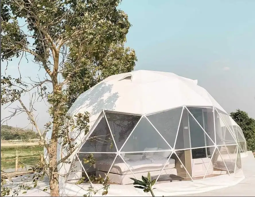 Tienda de campaña con cubierta de techo de PVC para exteriores, carpa de techo de 6m de diámetro con cúpula geodésica Glamping para Hotel