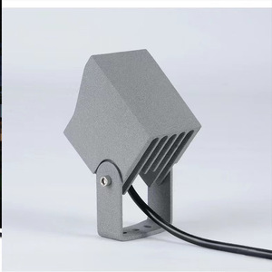 Proyector LED Cuadrado FW-08 de 4W 9W 12W IP65 Impermeable para Exteriores, Iluminación de Paisajes y Árboles - Product Image 3