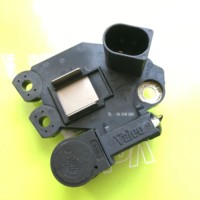 Pour mercedes-benz classe C W204 C180 C260 C200K 271.820 régulateur pièces d'alternateur de voiture tension 2618709 599276 599302