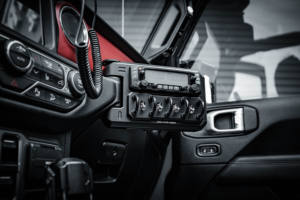 Fury 2020 2021 <span class=keywords><strong>2022</strong></span> KIT DE PANEL DE CONTROL DE Radio de aleación de aluminio CON SOPORTE DE TABLET para Jeep Gladiator JT - Product Image 4