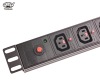 PDU 8 voies 16A 240V IEC C13 Prises verrouillables Protection contre les surcharges Voyant lumineux Montage en rack Utilisation industrielle Centre de données Aluminium