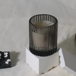 Porte-bougie rond <span class=keywords><strong>en</strong></span> <span class=keywords><strong>verre</strong></span> noir C&H, petite taille personnalisée, logo, pots à bougies noirs pour la décoration de la maison - Product Image 6