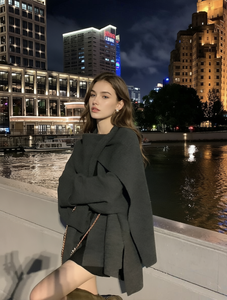 Abrigo de punto extragrande con cuello tipo bufanda |   Corte Holgado y Elegante, Cálido y con Estilo para Otoño/Invierno, Ideal para Noches Urbanas y Looks Casuales - Product Image 1